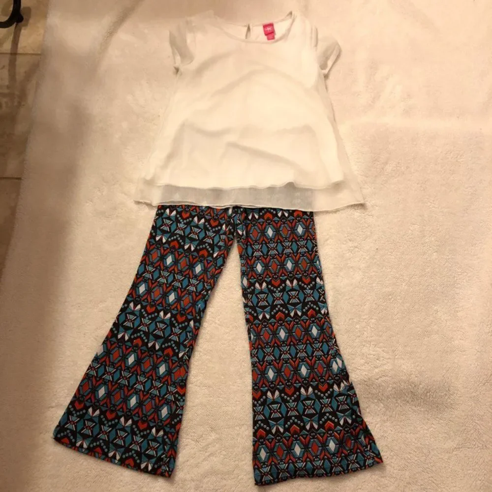 Girls Geometric Outfit